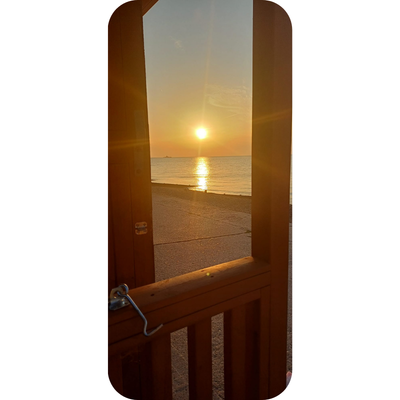extra beach hut (4)
